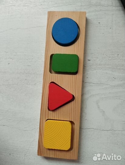 Развивающие игрушки бронь