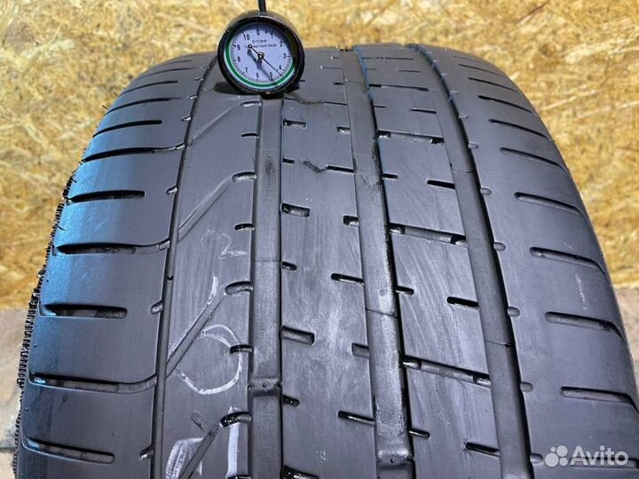 Pirelli P Zero 325/30 R21