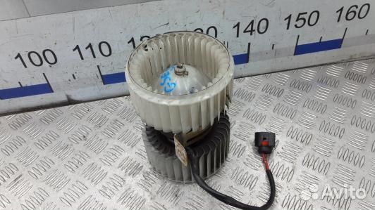 Моторчик печки audi A8 D3 (GSE09KK01)