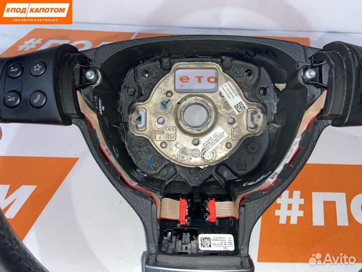 Руль Volkswagen Tiguan 2010