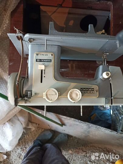 Швейная машина Чайка 3