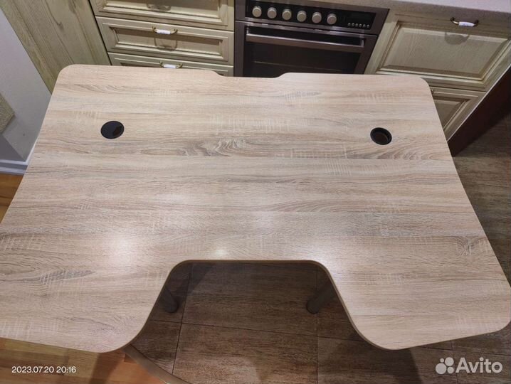 Стол компьютерный/геймерский