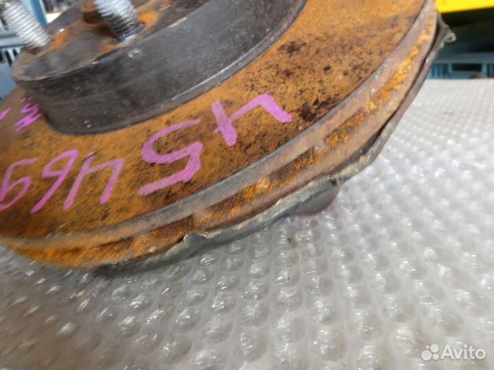 Передний левый поворотный кулак Honda Civic 4D