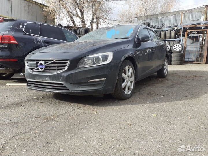 Запчасти на Вольво S60
