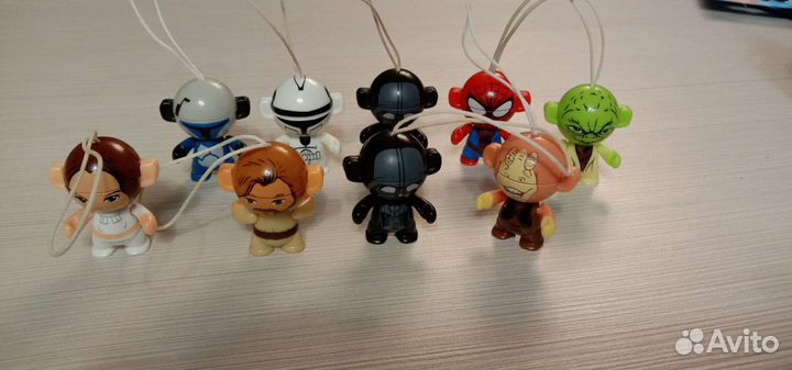 Игрушки Киндер сюрприз Star Wars