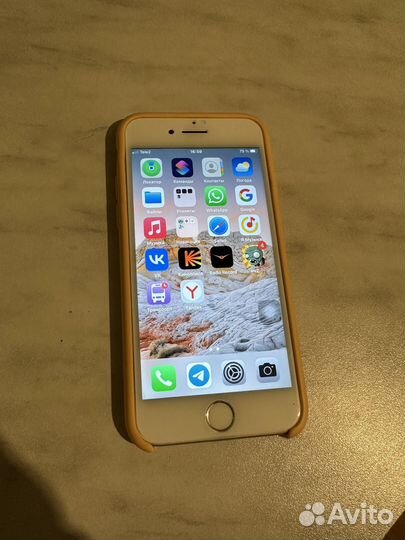 iPhone 7, 32 ГБ