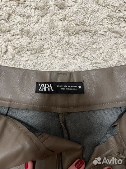 Кожаные шорты zara