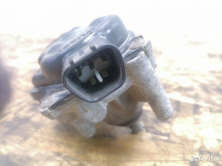 Мотор стеклоочистителя передний Mitsubishi Lancer