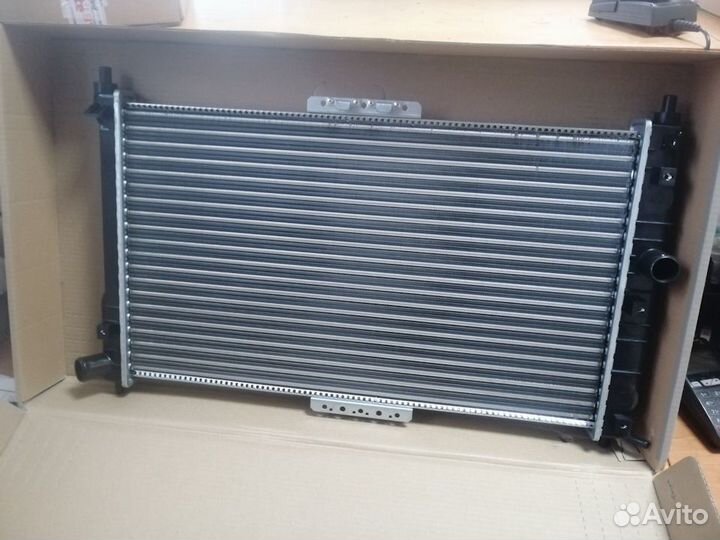 Новый радиатор охл Chevrolet Lanos под AC