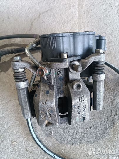 Суппорт задний правый Honda CRV-5.Оригинал