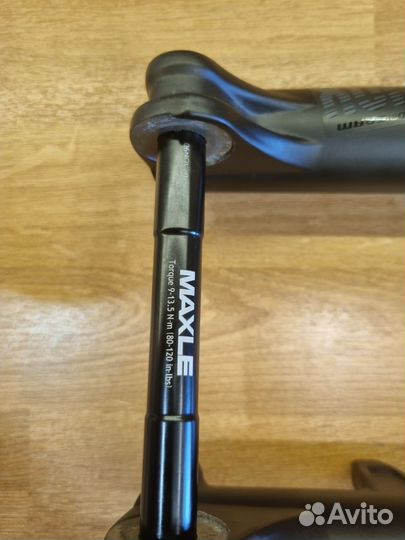 Вилка rock shox recon 27,5 boost