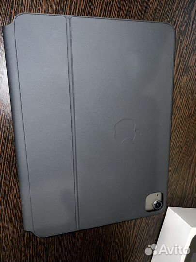 Чехол-клавиатура Apple Magic Keyboard