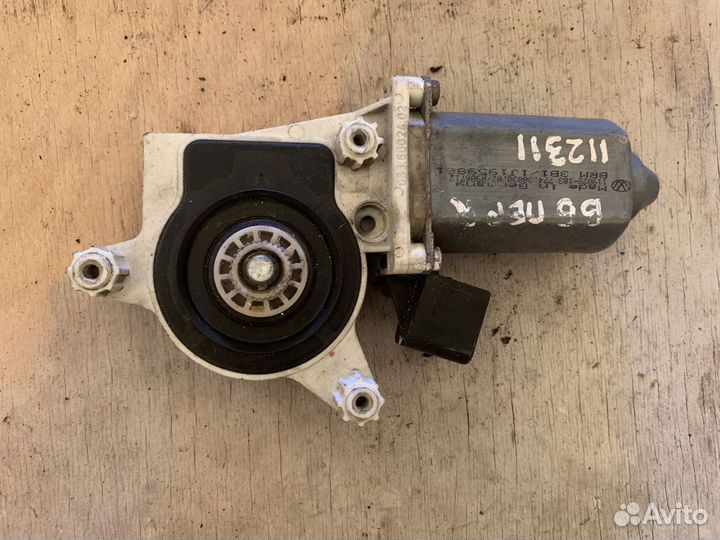 Моторчик стеклоподъемника volkswagen passat, Golf