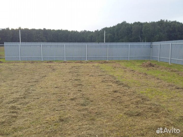 Заборы из евроштакетника с калиткой