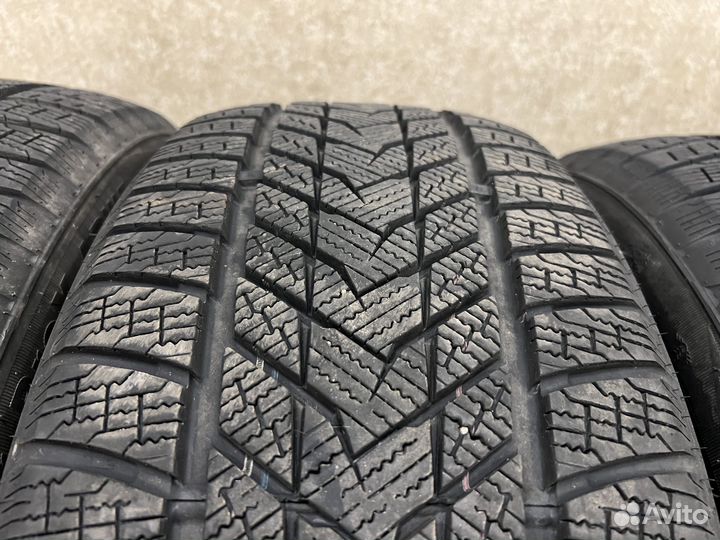 Arivo Winmaster ProX ARW5 245/45 R20 и 275/40 R20 106H