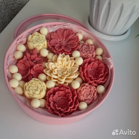 Наборы из шоколадных цветов. Подарок маме