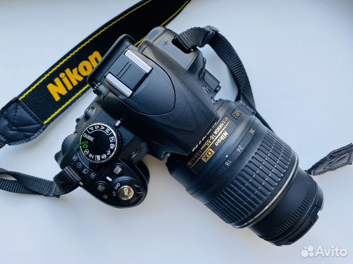 Зеркальный фотоаппарат Nikon D3100