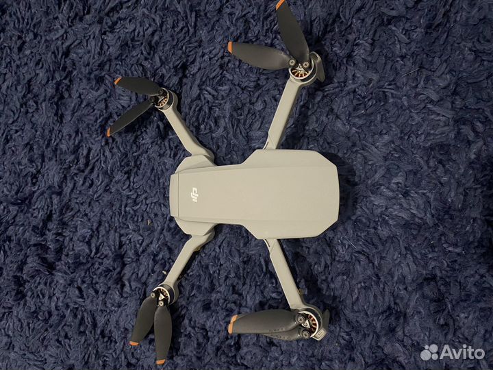 Квадрокоптер Dji mini se combo