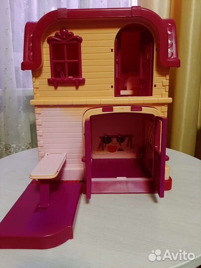 Домик кукольный