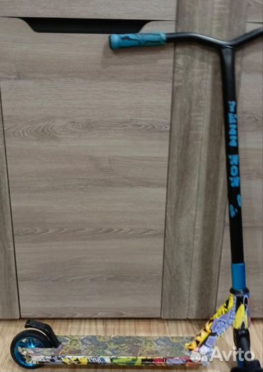 Трюковой самокат