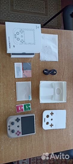 Портативная игровая приставка anbernic