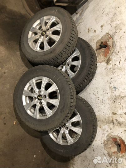 Зимняя резина Nokian Tyres 185 70 r14 92T