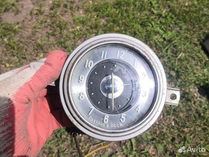 Часы автомобильные газ 21