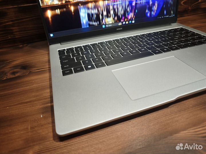 Новый Honor MagicBook Ryzen 7 8845HS 32gв DDR5