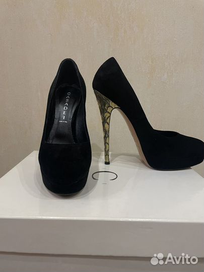 Туфли женские Casadei