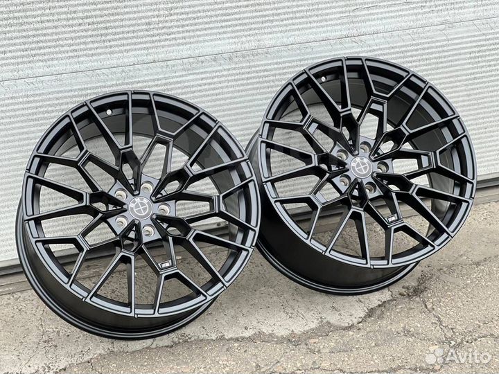 Новые разно широкие черные диски BMW R19 5x112