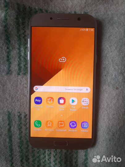 Телефон Samsung galaxy a7 2017