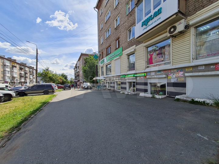 Продам торговое помещение, 260 м²