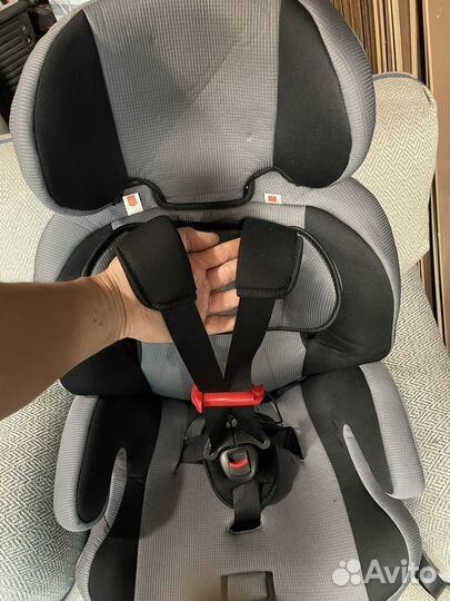 Автомобильное кресло zlatek