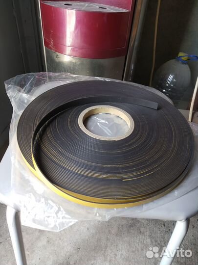 Лента магнитная самоклеющаяся