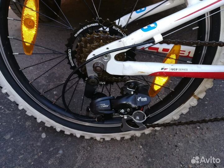 Велосиед детский. cube 200 team