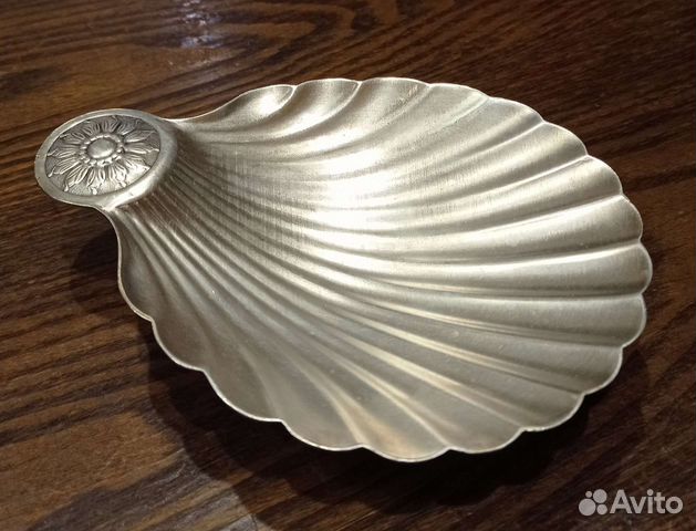 Икорница ракушка