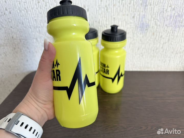 Спортивная бутылка для воды