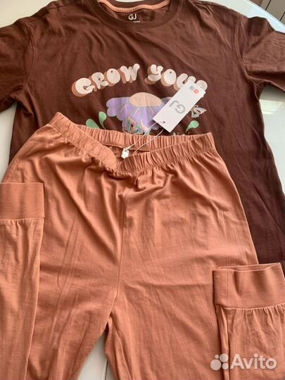 Пижамы женские Gloria Jeans размеры 44-46