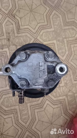 Насос гур mitsubishi carisma