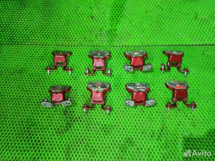 Петля двери Chevrolet Aveo