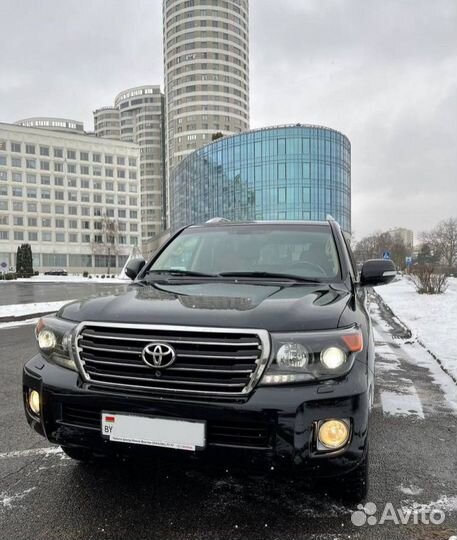 Автомобиль на запчасти Toyota Land Cruiser 200