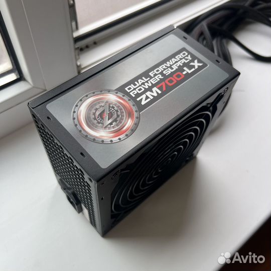 Блок питания 700w Zalman