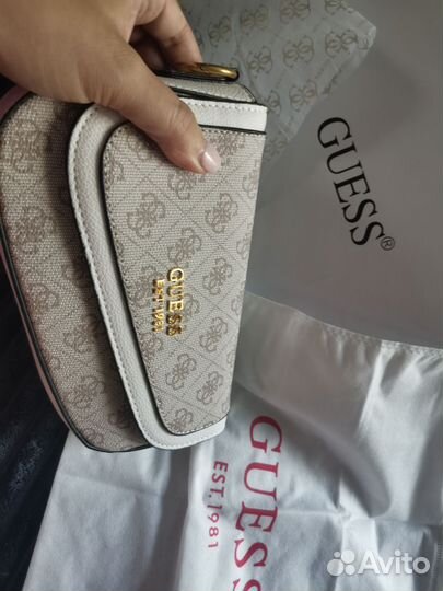 Сумка Guess кроссбоди