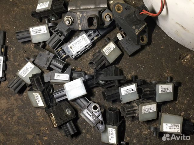 Датчик удара и датчик пешехода для Porsche Panamer