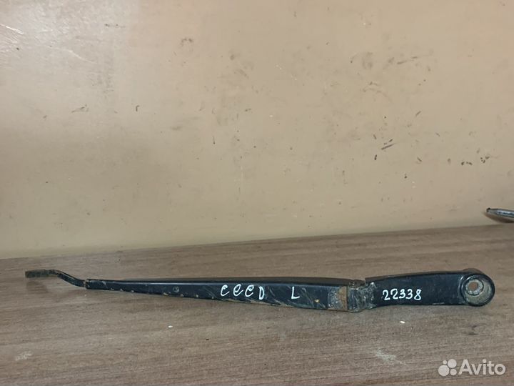 Поводок дворников KIA ceed