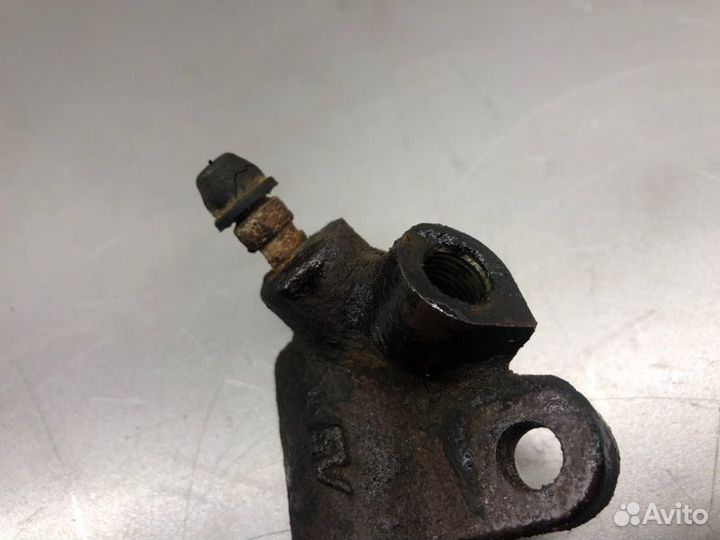 Рабочий цилиндр сцепления Toyota Avensis универсал