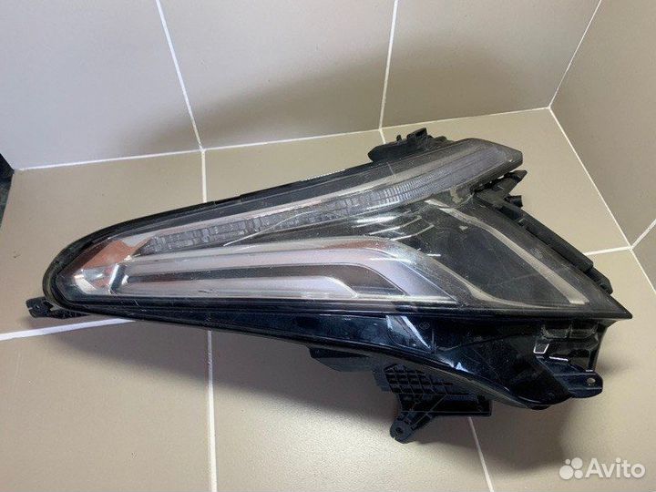 Фара левая Cadillac Xt5 2017-2022