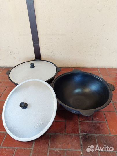Казан чугунный,узбекский(с крышкой)