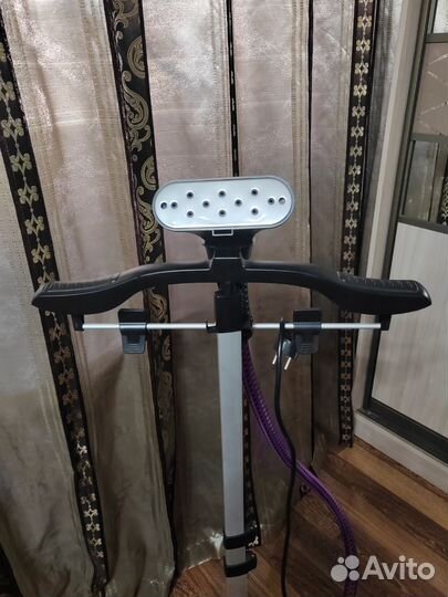 Отпариватель для одежды вертикальный