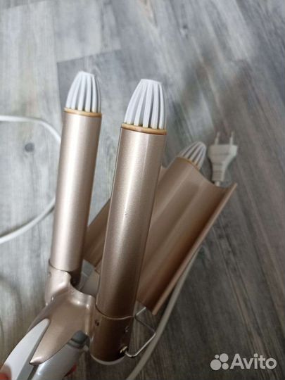 Плойка тройная для волос